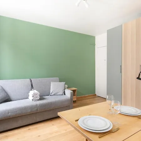 Apartment 11