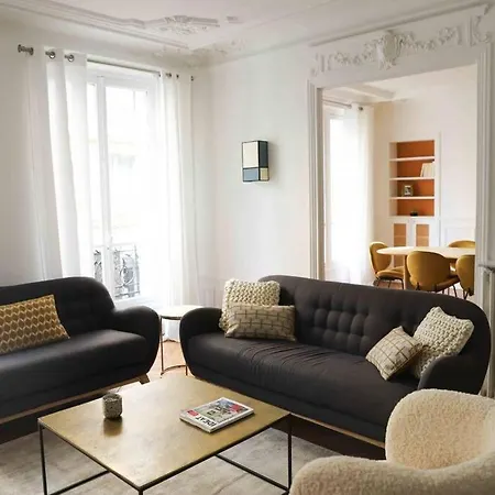 Charming 3 Bedroom Haussmannien In 17th 아파트 *