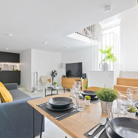 Luxurious Mezzanine Quartier Tour Eiffel Apartman *