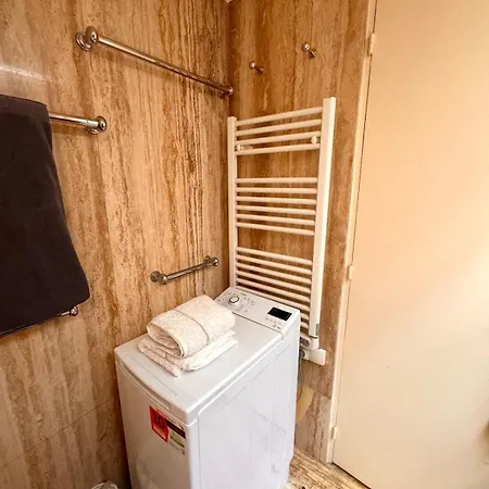 Charming Flat Beside Champs-elysees Appartamento