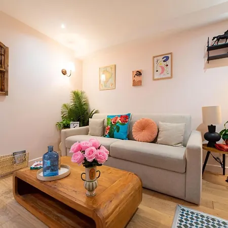 Appartement Vivez Le D'emily In Parijs