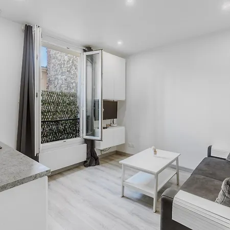 Orteaux - Cosy Proche Pere Lachaise Apartment
