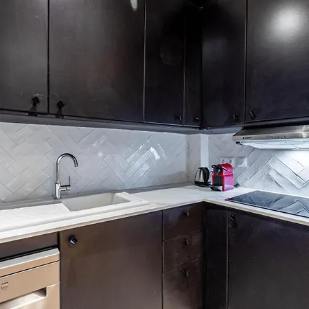Guestready - Tranquil Gem, Steps From The Metro