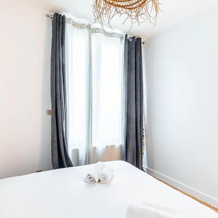 Guestready - Tranquil Gem, Steps From The Metro Apartment Paris