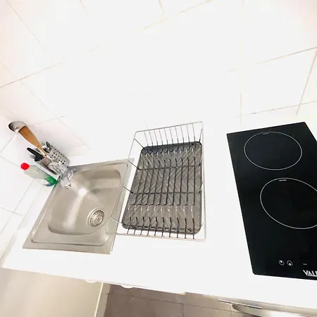 Apartment Ponthieu Paris