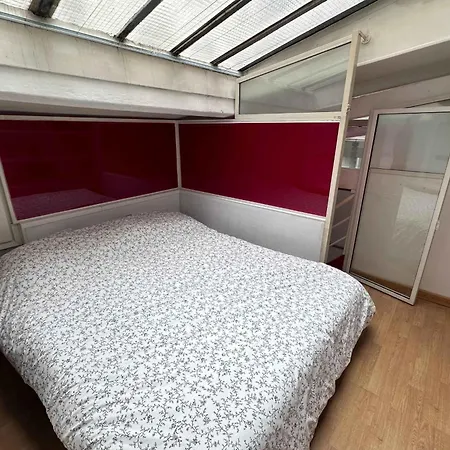 Atypical Loft In The Heart Of The Marais 파리
