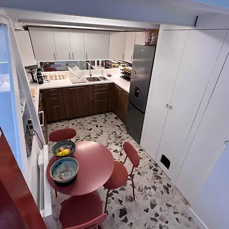 아파트 Atypical Loft In The Heart Of The Marais 파리