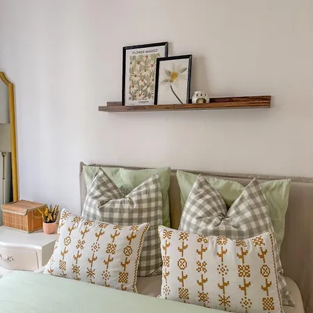 Parisien Elegant & Calme Apartment *