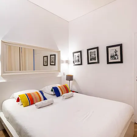 아파트 Guestready - Chic And Near Attractions *