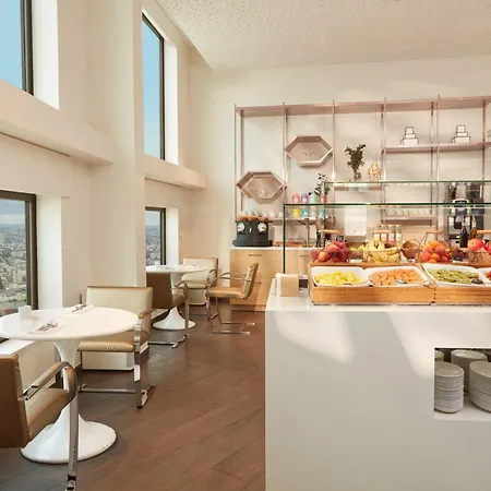 Hyatt Regency Etoile 4* Paris