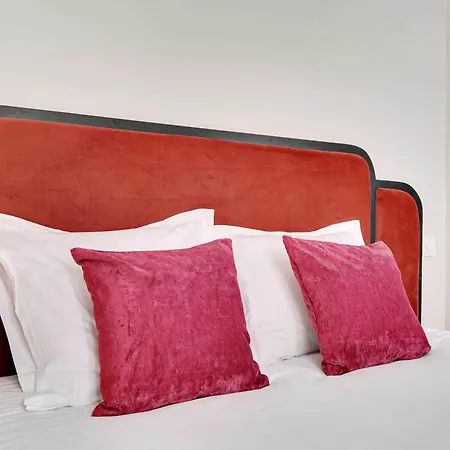 Cozy Entire Near The Eiffel Tower Апартаменты Париж