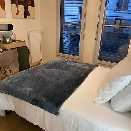 2 Pers Proche Montmartre * Paris