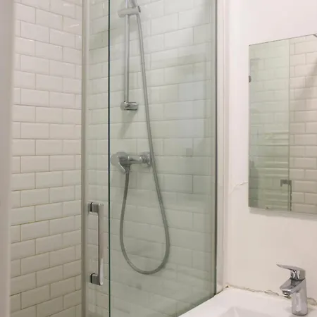 Cozy Perfect For A In Апартаменты Париж