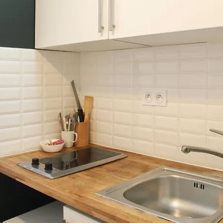 Апартаменты Cozy Perfect For A In Париж
