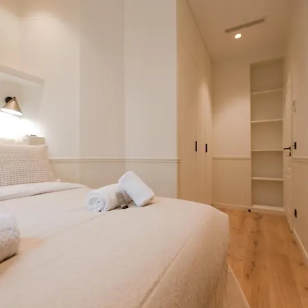 Luxury 3 Bedrooms Flat - Grands Boulevards * 파리