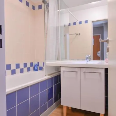 Cosy With Balcony Near Buttes Chaumont * Paris