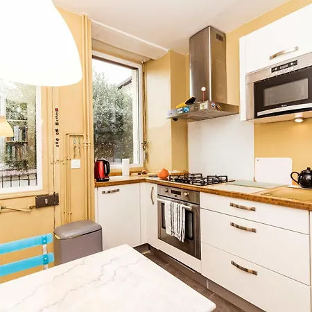 Holiday home Beautiful Large House In A Wooded Garden *