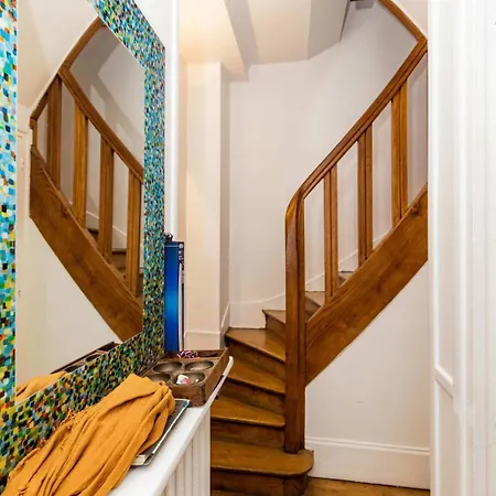 Beautiful Large House In A Wooded Garden * Paris