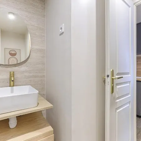 De Charme Rue Lafayette 4p-1br Appartement