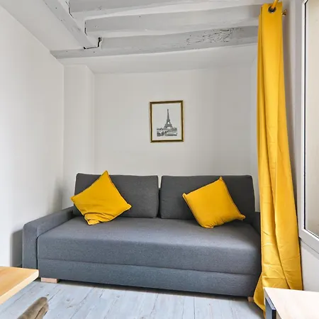 Elegant Quartier Ile Saint Louis Free Netflix Apartment