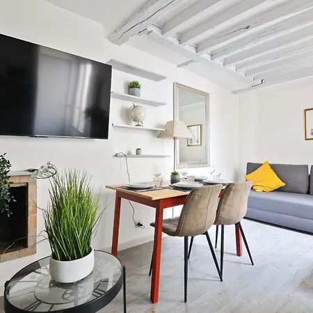 Elegant Quartier Ile Saint Louis Free Netflix Apartment Paris