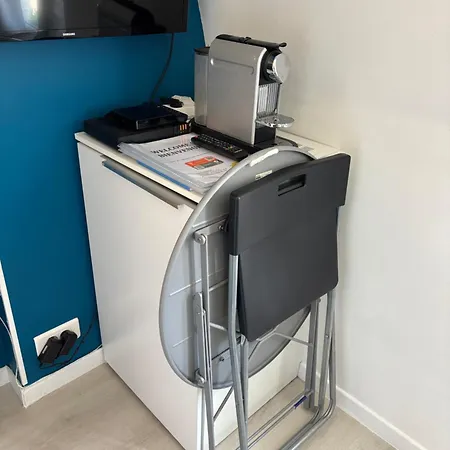 - Coeur Batignolles - Studette 10 M2 - Neuf Appartement *