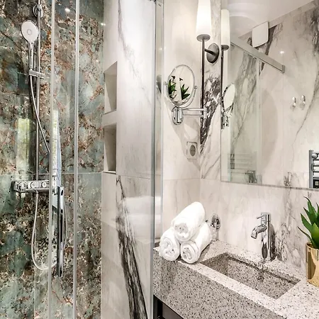 Appartement Luxury 2 Bedroom With Balcony - Louvre&notre Dame *