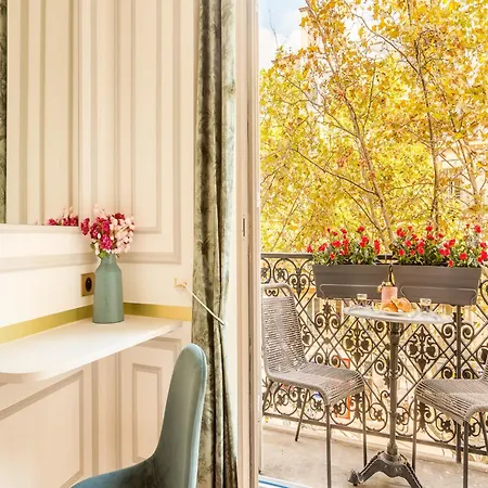 Luxury 2 Bedroom With Balcony - Louvre&notre Dame *