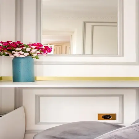 Appartement Luxury 2 Bedroom With Balcony - Louvre&notre Dame Paris