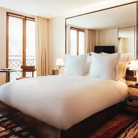 Sax Paris, Lxr & 5*