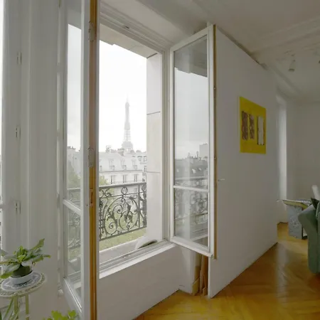 Apartament La Dame De Fer - Vue Magique Sur La Tour Eiffel
