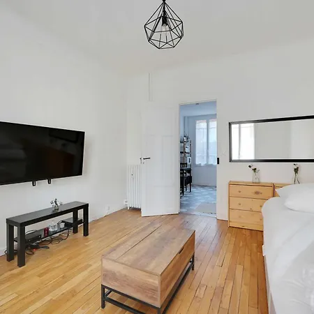 Cosy For 2p - In The Heart Of The 11th Париж