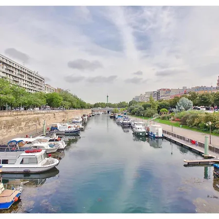 Beautiful Marais Bastille 파리