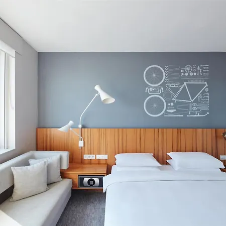 Hyatt Regency Etoile Paris