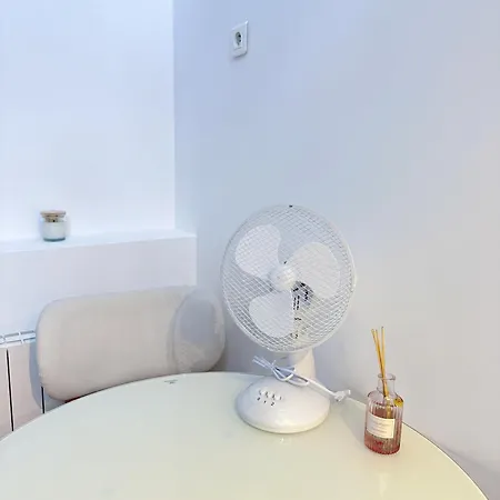 Stylish Loft In In Clery 4 Apartment *