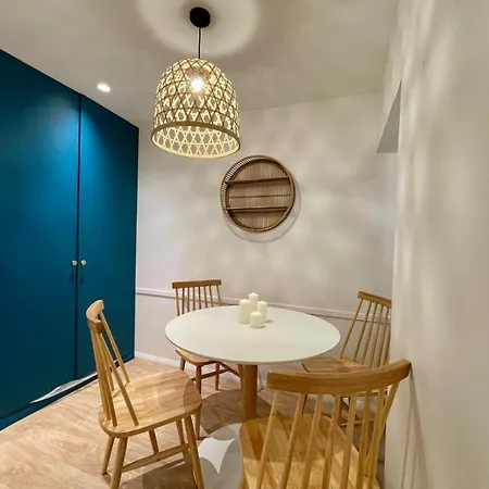 4 Guests Moderne Place Breteuil Paris