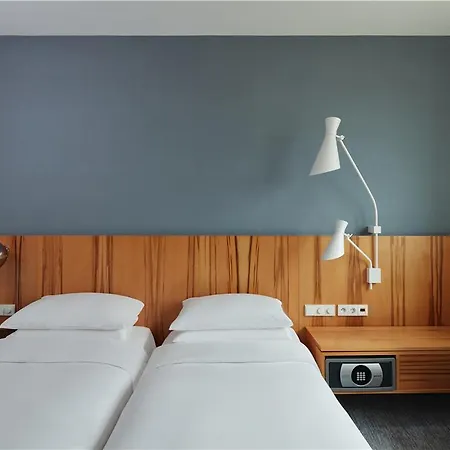 Hyatt Regency Etoile Ξενοδοχείο 4*