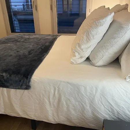 2 Pers Proche Montmartre Homestay Paris