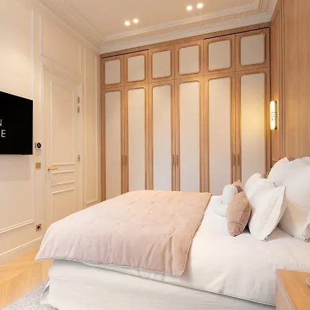 Maison Galante's With Services In Louvre - Rue Des Dechargeurs Apartment