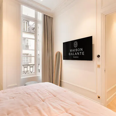 Maison Galante's With Services In Louvre - Rue Des Dechargeurs Paris
