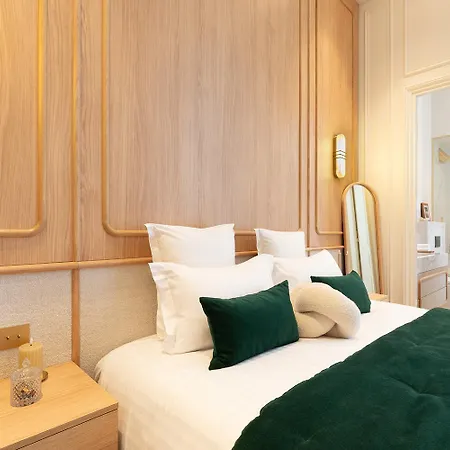 Maison Galante's With Services In Louvre - Rue Des Dechargeurs * Paris