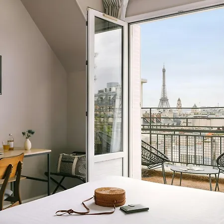 Отель Atala Champs Elysees, Sonder By Marriott Bonvoy 4*