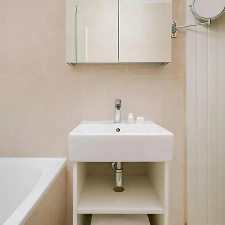 Le Frochot Hotel Pigalle, Sonder By Marriott Bonvoy 3*
