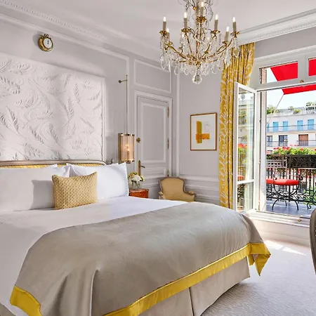 Hotell Plaza Athenee - Dorchester Collection 5*