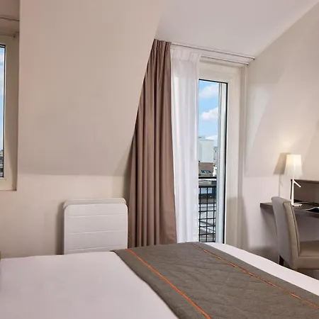 Ξενοδοχείο Timhotel Tour Eiffel 3*