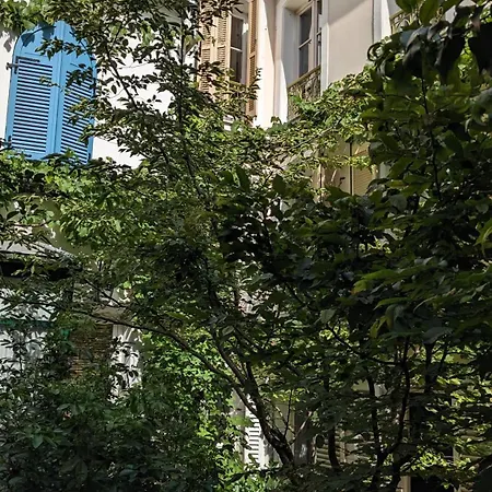 D'hotes Calmes Sur Jardin Batignolles 招待所