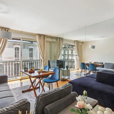 Trocadero & Arc De Triomphe - 1br With Balcony Παρίσι