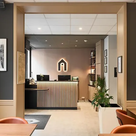 Campanile Prime - 15 Tour Eiffel Ξενοδοχείο 2*
