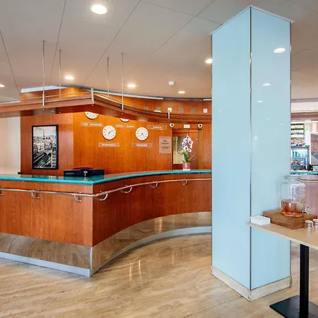 Adagio Xv Aparthotel 3*