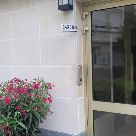 Passy Prestige Apartment *